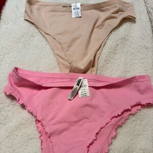 PINK Brazilian Panties size XL

PINK $14.95
Tan $12.95